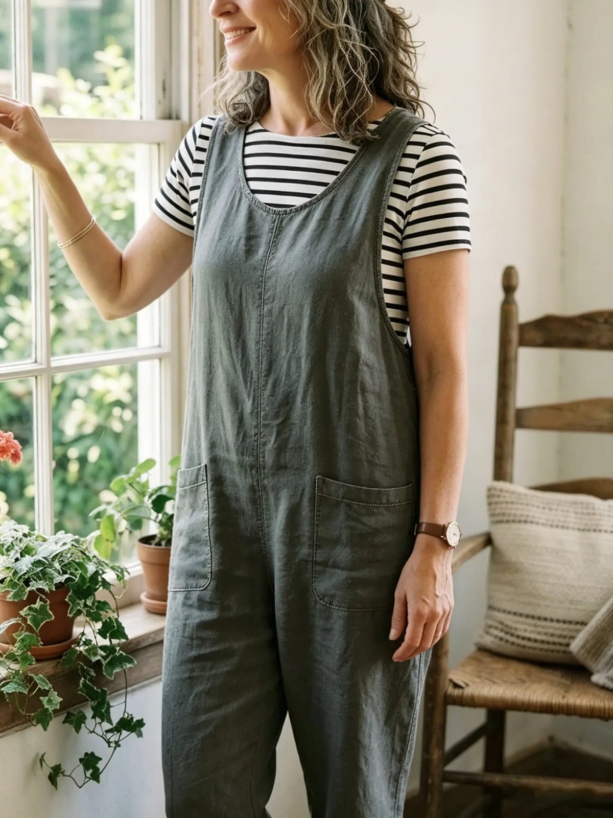 Women's Solid Sleeveless Big Pocket Cuffed Linen Overalls Jumpsuit