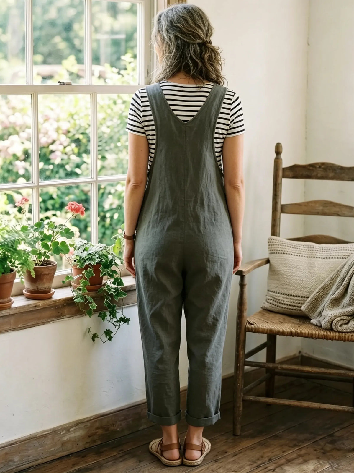 Women's Solid Sleeveless Big Pocket Cuffed Linen Overalls Jumpsuit