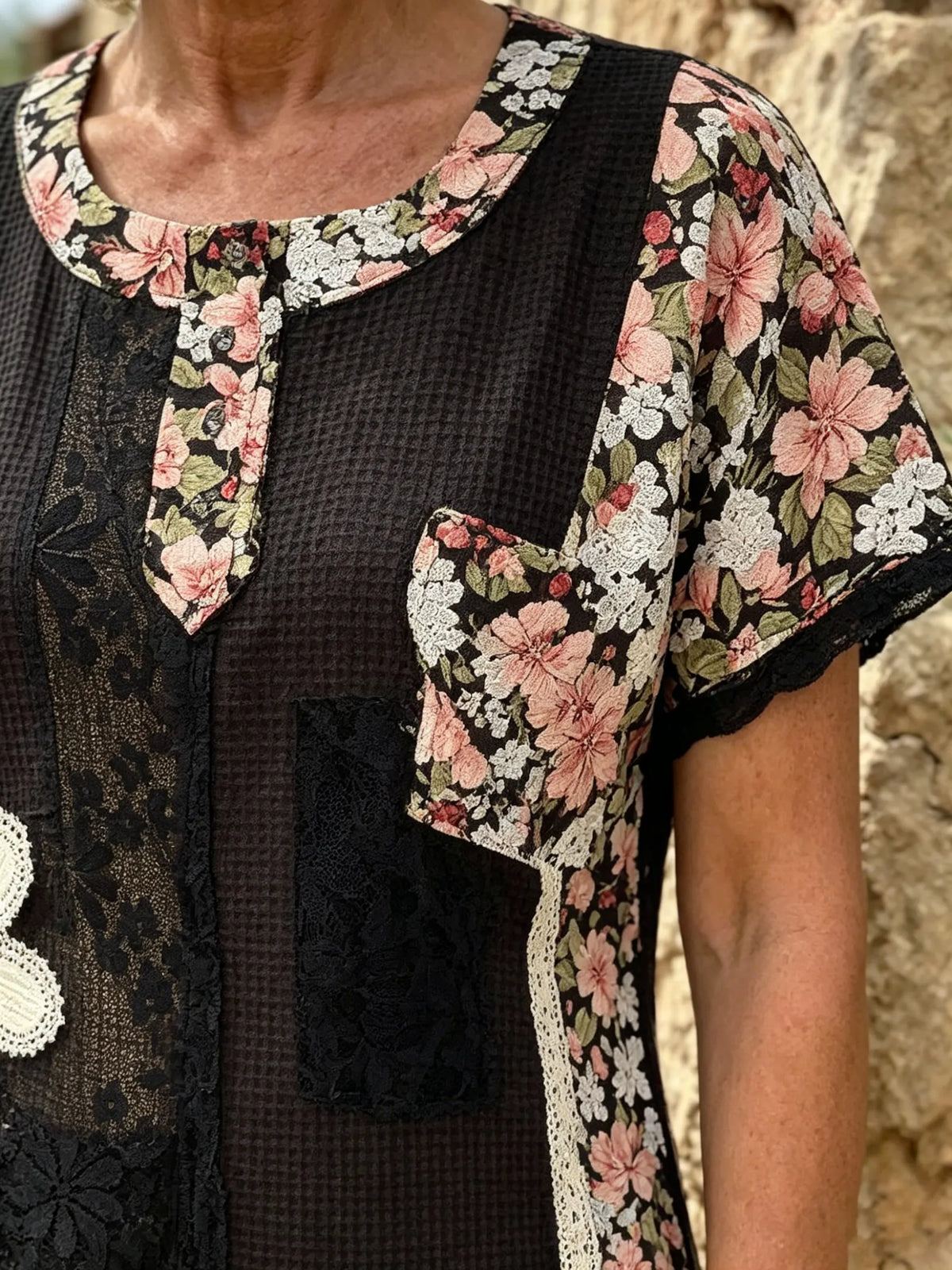 Women's Floral Patchwork Lace Short Sleeve Top